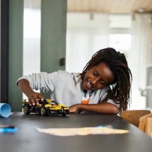 LEGO Technic Bugatti Bolide 42151 - Image 2