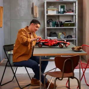 LEGO Technic Ferrari SF-24 F1 auto 42207– Detalizēts F1® Sacīkšu Modelis - Image 3