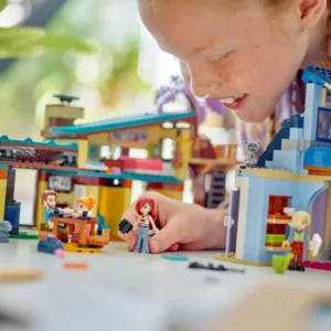 LEGO Friends Olija un Peislijas ģimenes mājas 42620 - Image 3
