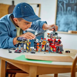 LEGO City Metāllūžņu laukums ar auto 60472 - Image 2