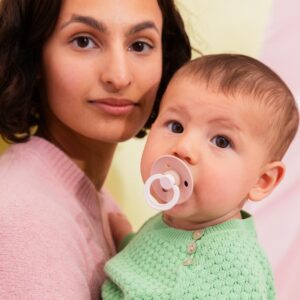 BIBS STUDIO Fusion lateksa māneklis – 2 gab. komplekts zīdaiņiem, dabisks un stilīgs dizains - Image 2